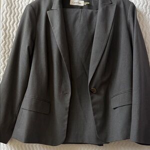 Calvin Klein Women's Gray Skirt Suit Blazer